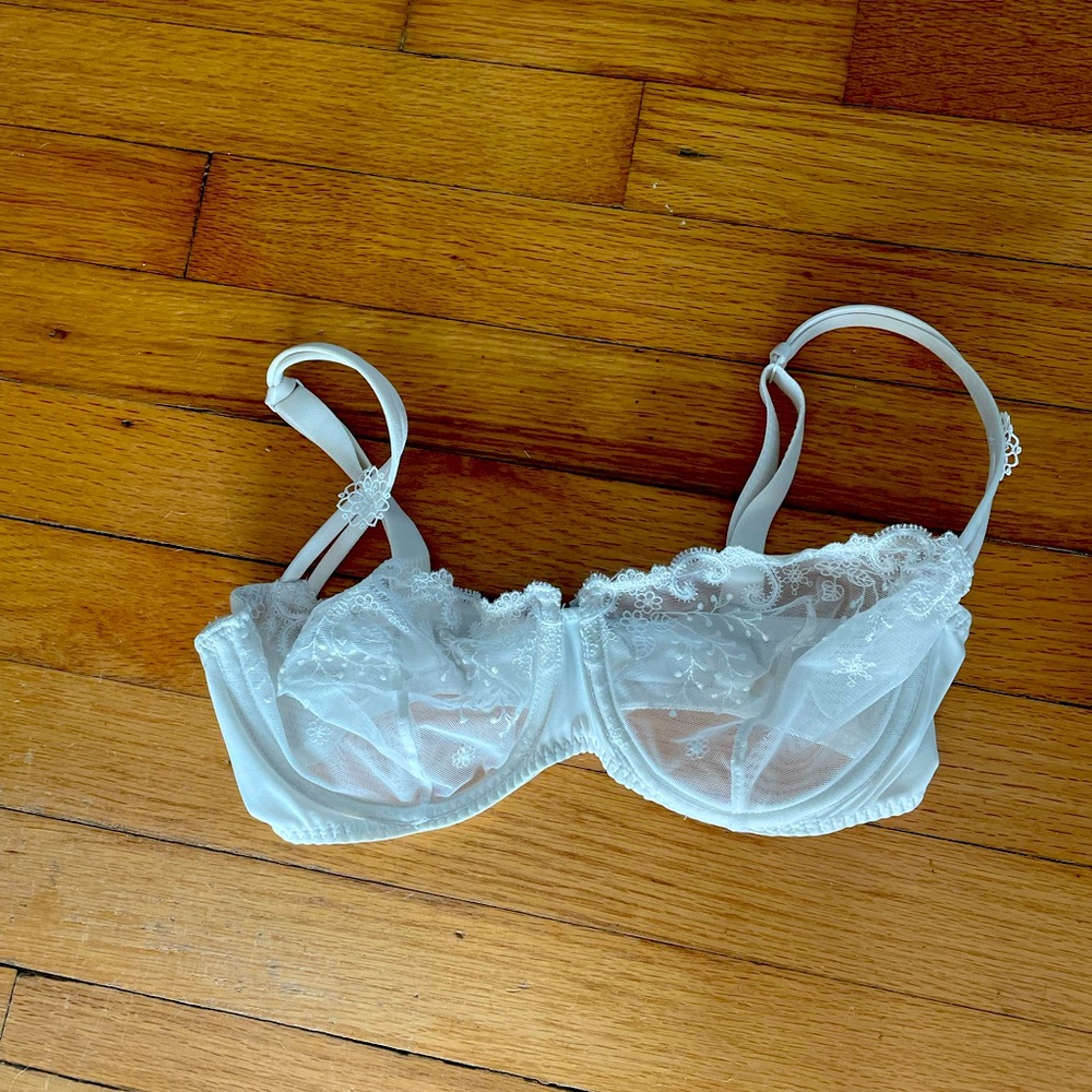 Beautiful Simone Pérelé Underwire Demi Cup Bra Size 34D